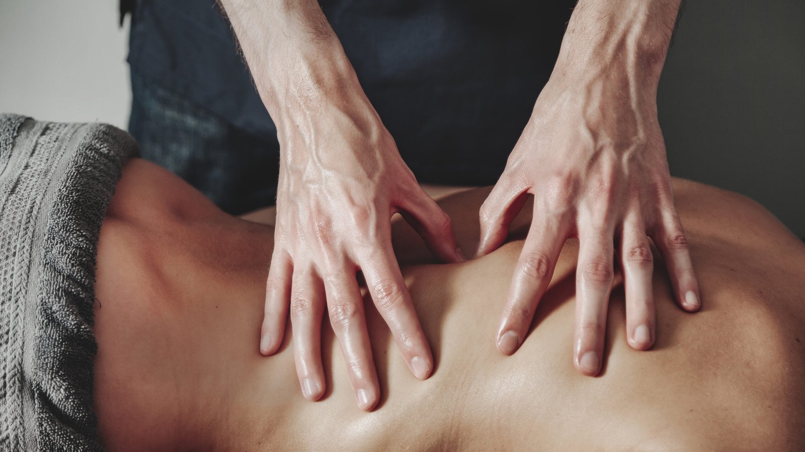 Sports Massage + Trigger Point